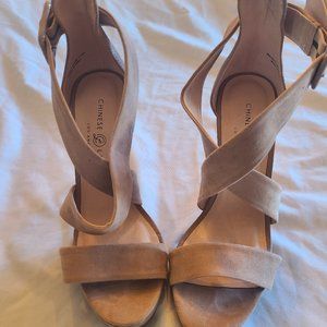 Tan Chinese Laundry  7 1/2 5 in. heel